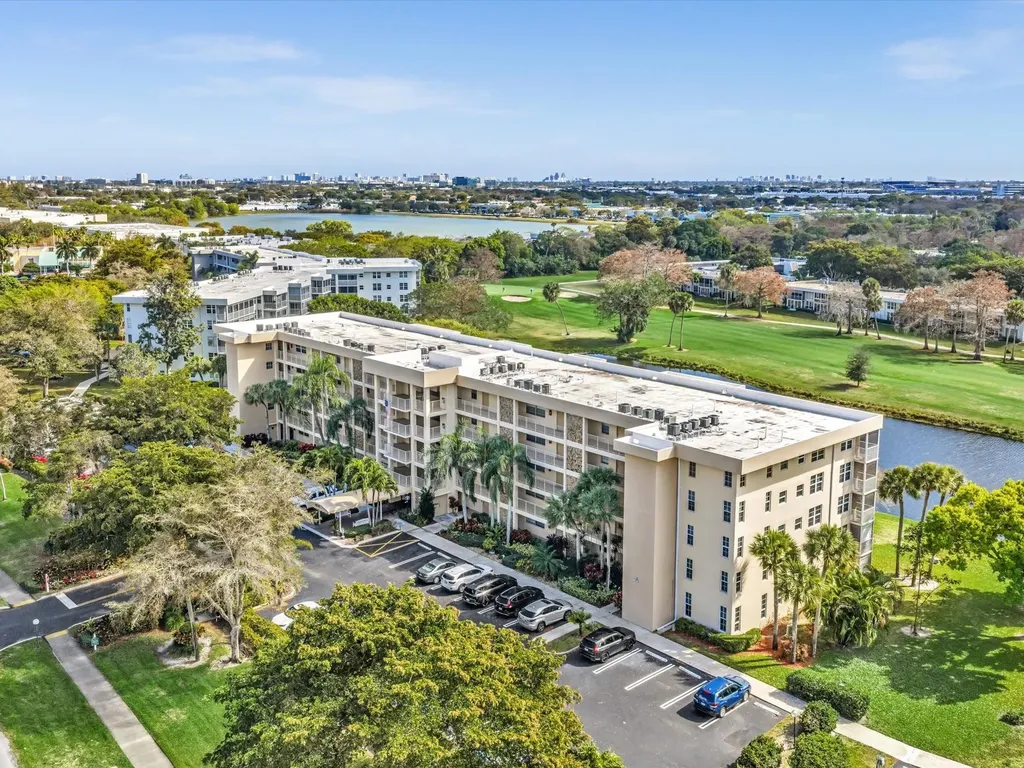4030 W Palm Aire Drive Pompano Beach FL 33069