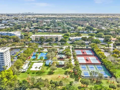 4030 W Palm Aire Drive Pompano Beach FL 33069