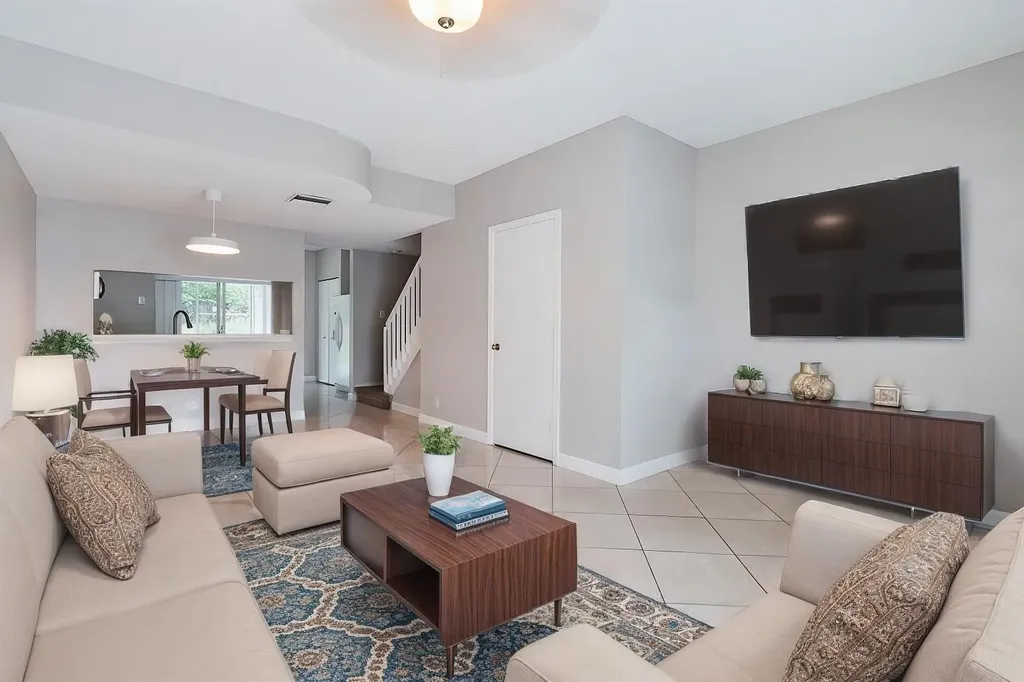 16721 Hemingway Drive Weston FL 33326