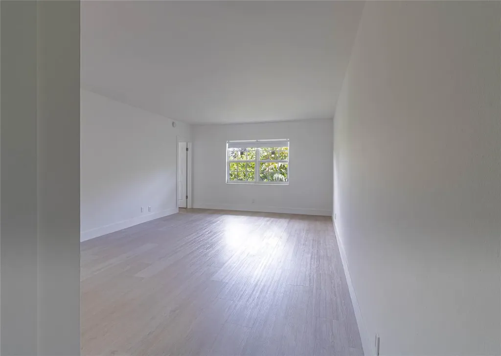 2424 SE 17th Street Fort Lauderdale FL 33316