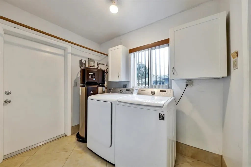 2780 SE 5th Court Pompano Beach FL 33062