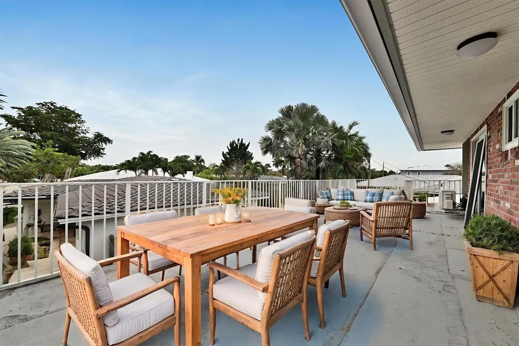 2780 SE 5th Court Pompano Beach FL 33062