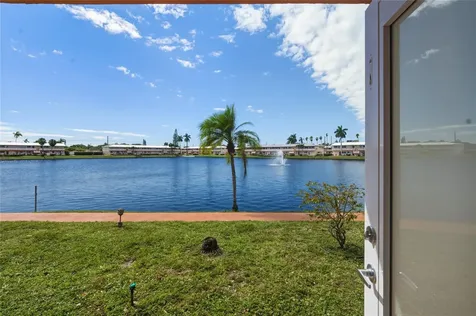 900 SW 10 Terrace Hallandale Beach FL 33009