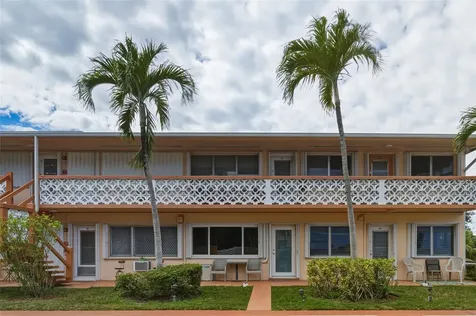 900 SW 10 Terrace Hallandale Beach FL 33009