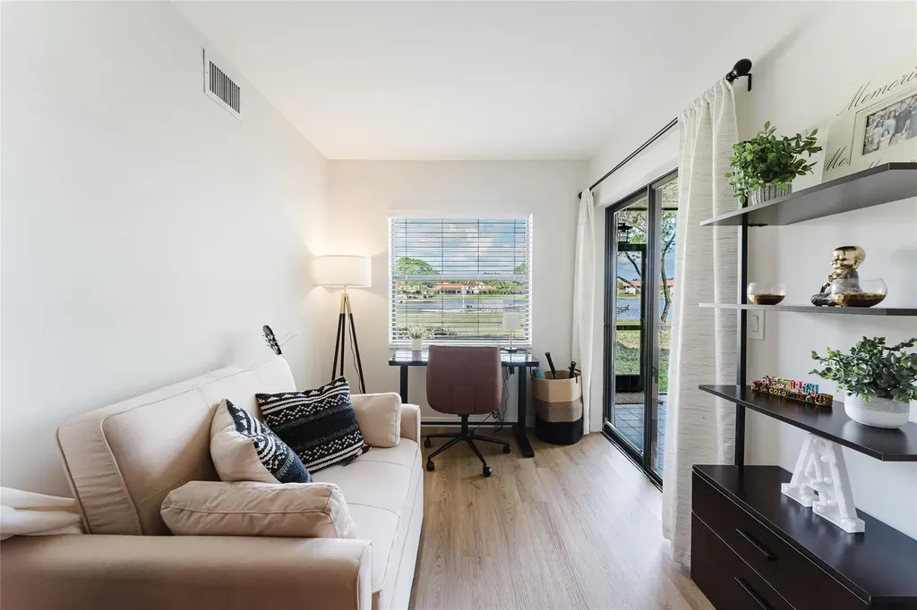 1005 Republic Deerfield Beach FL 33442