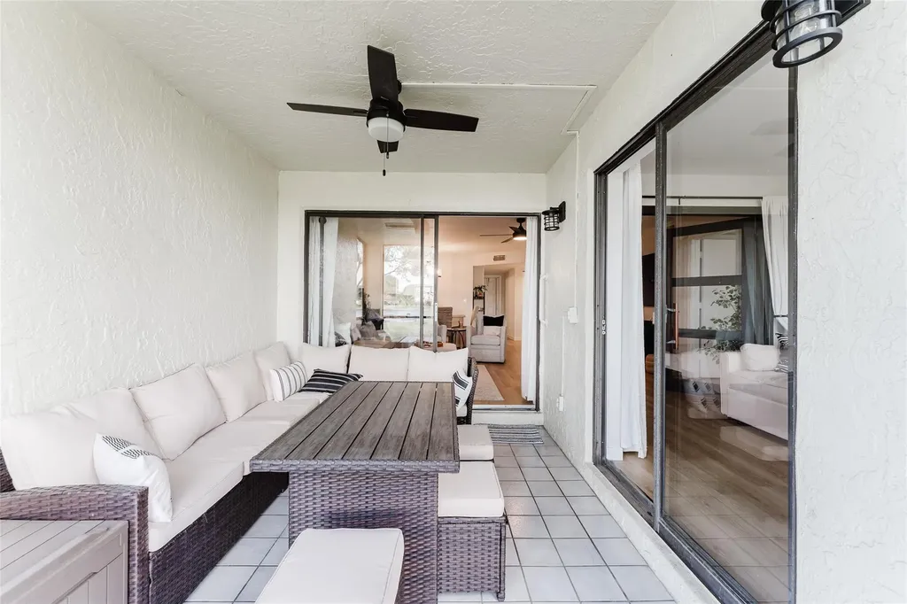 1005 Republic Deerfield Beach FL 33442