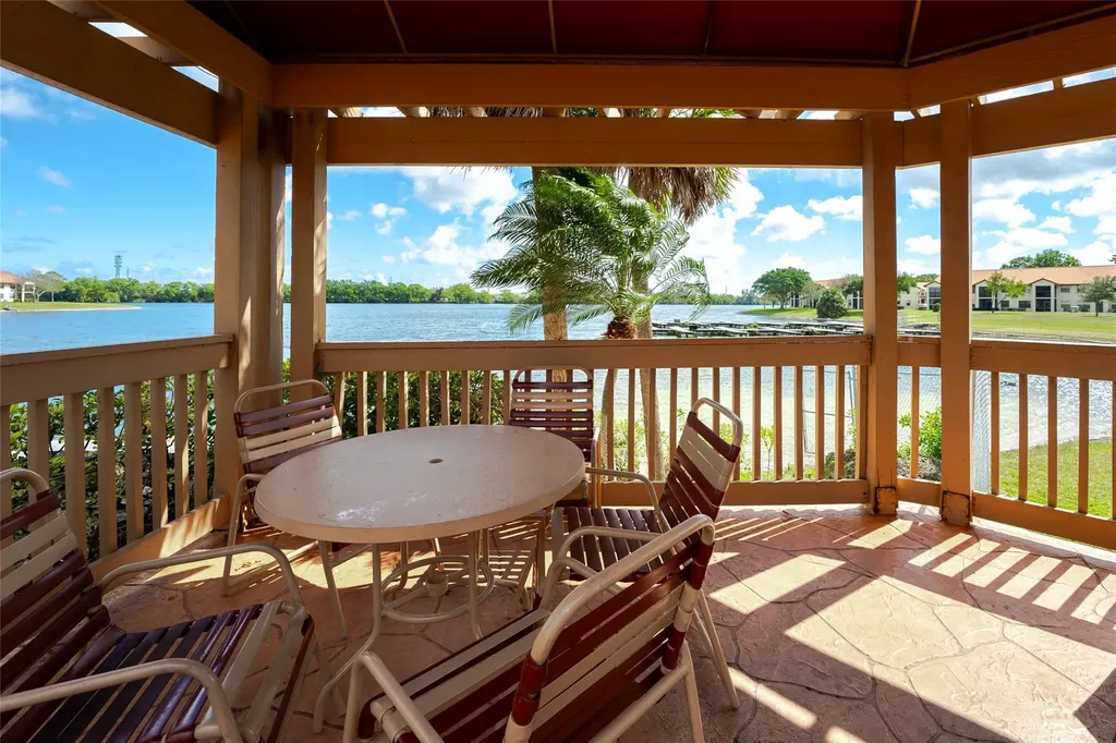 1005 Republic Deerfield Beach FL 33442