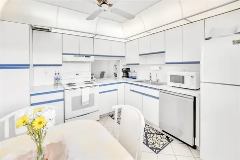 4975 E Sabal Palm Boulevard Tamarac FL 33319