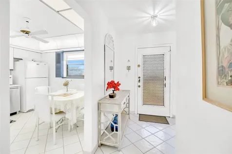4975 E Sabal Palm Boulevard Tamarac FL 33319