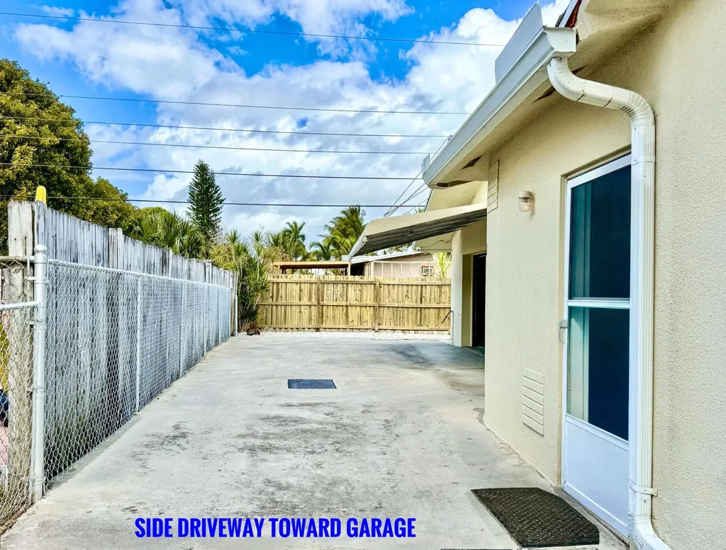 1213 W Broward Street Lantana FL 33462