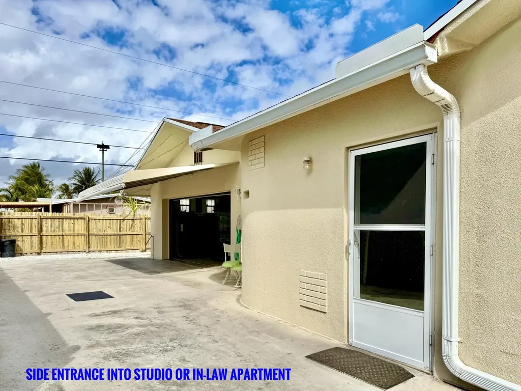 1213 W Broward Street Lantana FL 33462