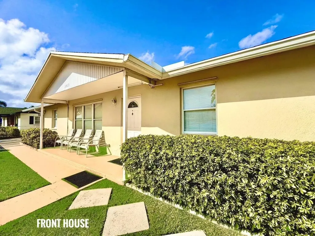 1213 W Broward Street Lantana FL 33462