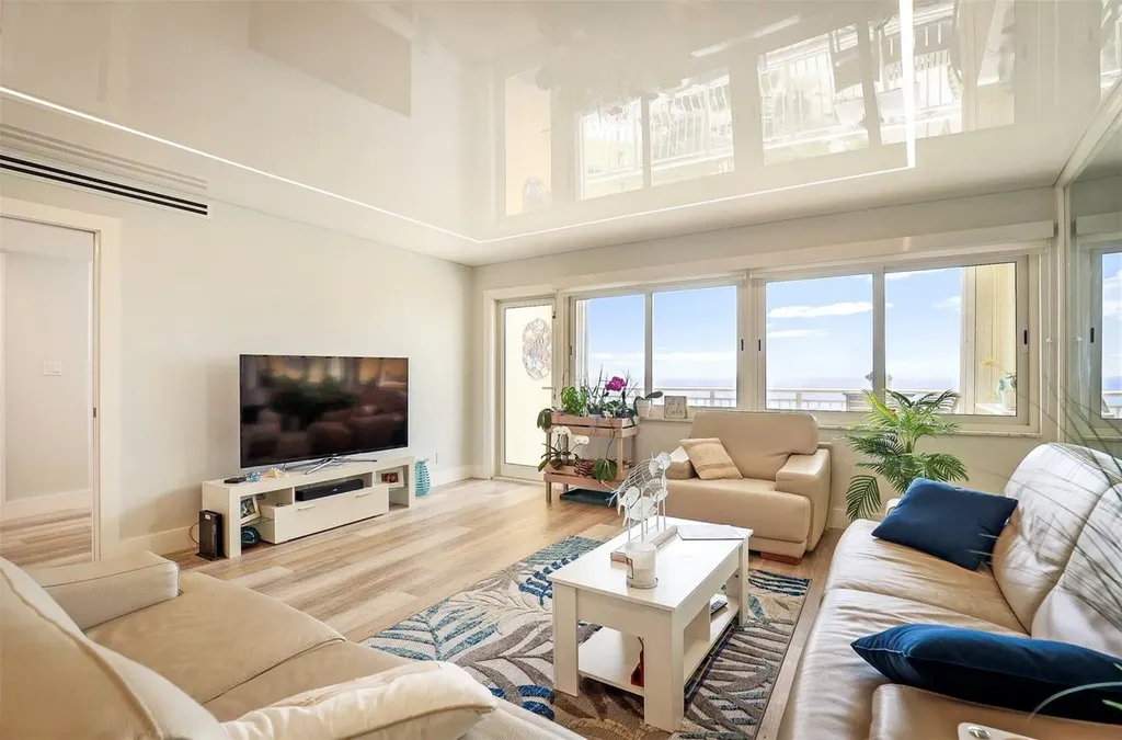 328 N Ocean Boulevard Pompano Beach FL 33062