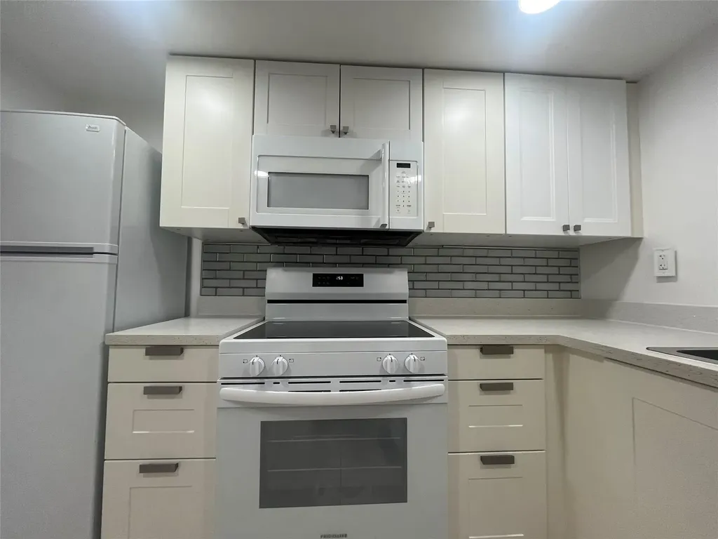 9800 Sunrise Lakes Boulevard Sunrise FL 33322