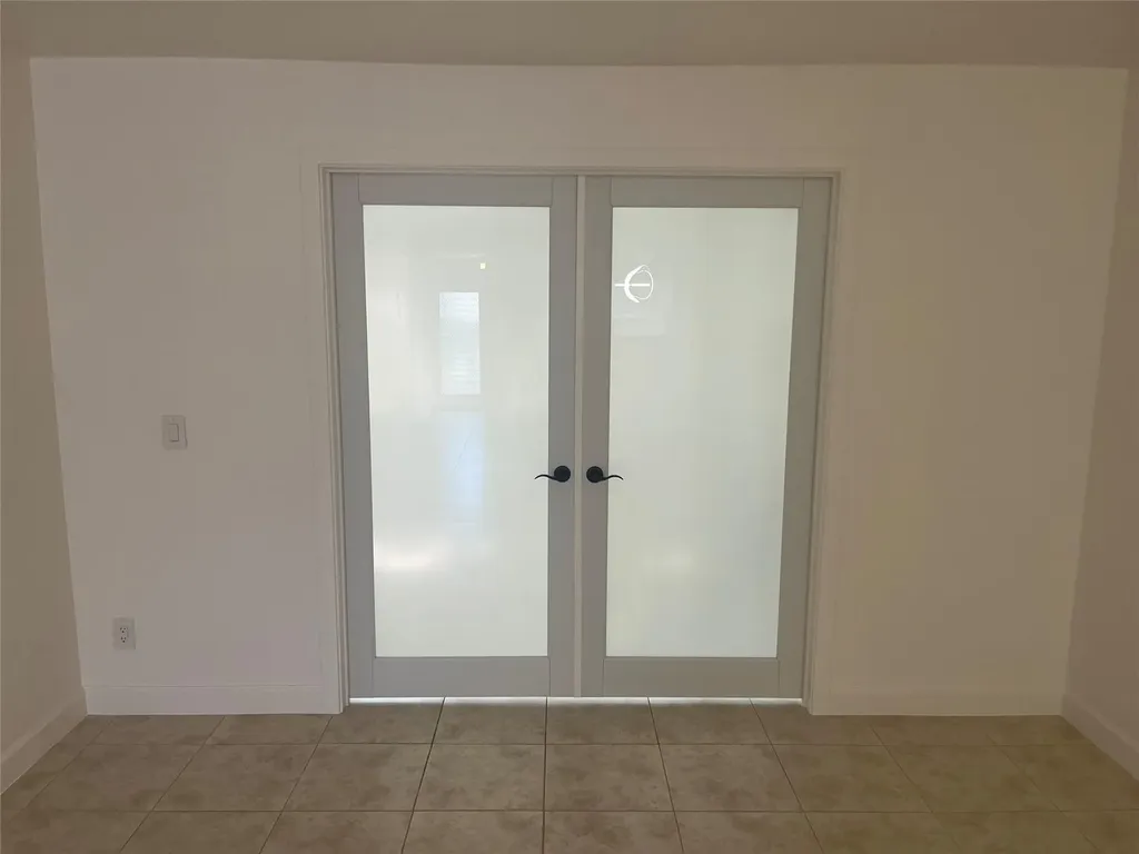 9800 Sunrise Lakes Boulevard Sunrise FL 33322