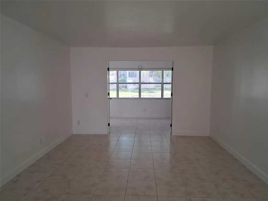 9800 Sunrise Lakes Boulevard Sunrise FL 33322