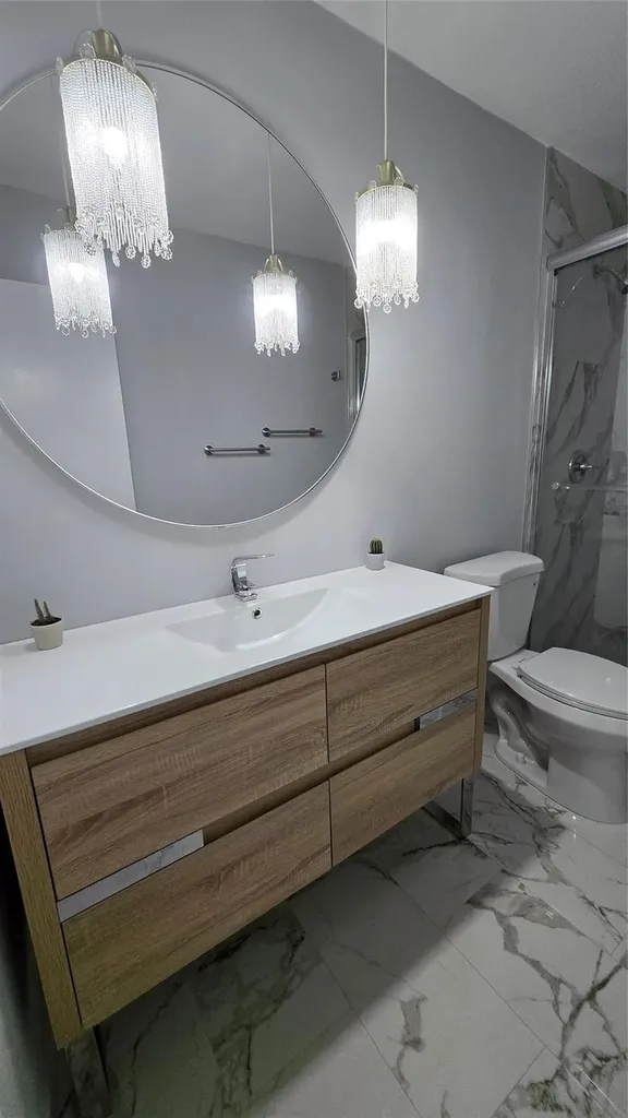 8900 SW 20th Place Davie FL 33324