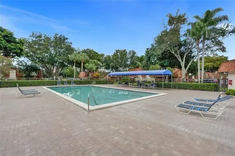 8900 SW 20th Place Davie FL 33324