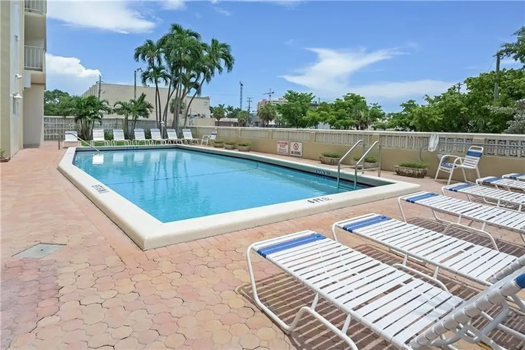 900 NE 18th Avenue Fort Lauderdale FL 33304
