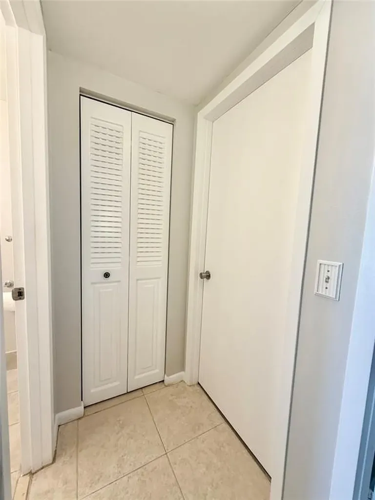84 Mansfield B Boca Raton FL 33434