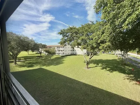 84 Mansfield B Boca Raton FL 33434