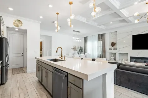 8605 E Baypoint Circle Parkland FL 33076