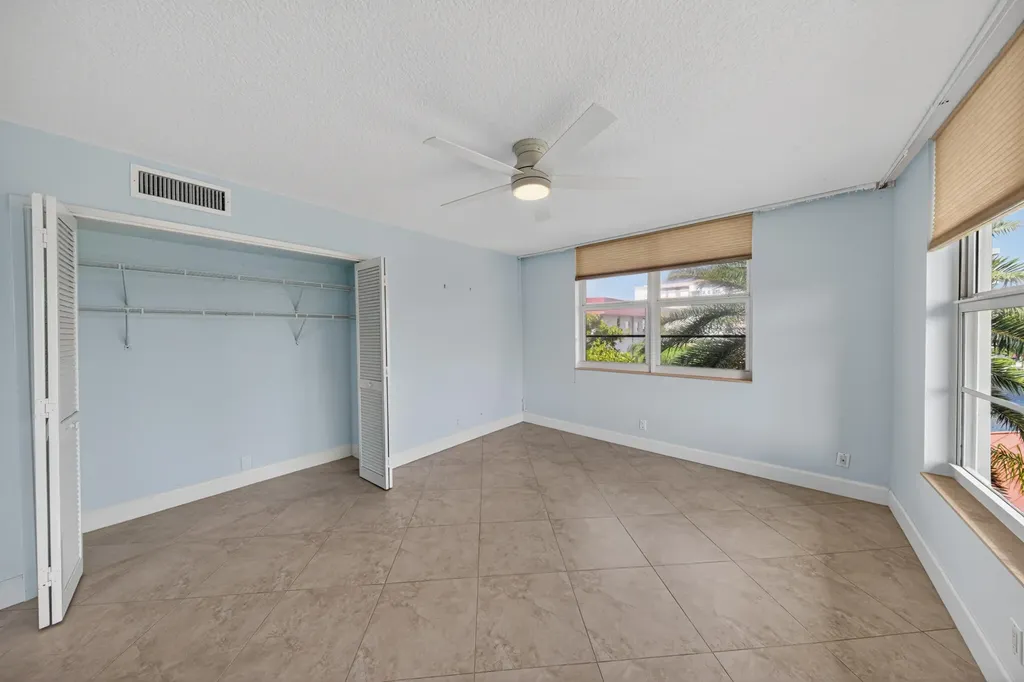 3150 NE 48th Court Lighthouse Point FL 33064