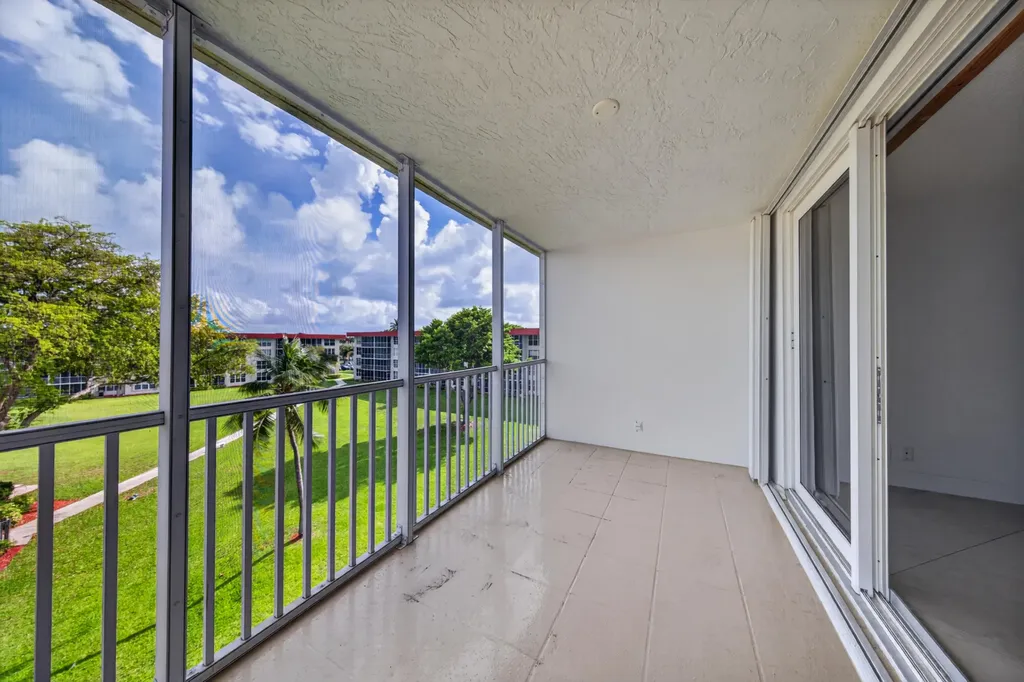 3150 NE 48th Court Lighthouse Point FL 33064