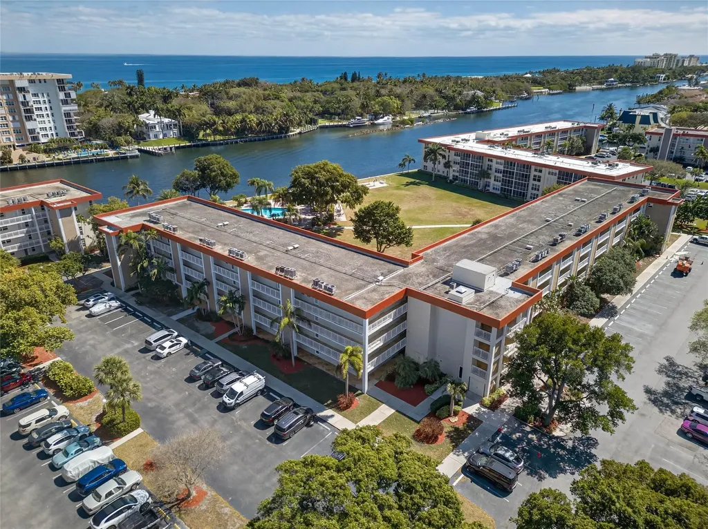3150 NE 48th Court Lighthouse Point FL 33064