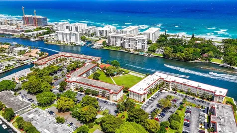 3150 NE 48th Court Lighthouse Point FL 33064