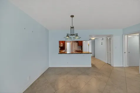 3150 NE 48th Court Lighthouse Point FL 33064