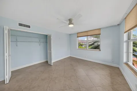 3150 NE 48th Court Lighthouse Point FL 33064