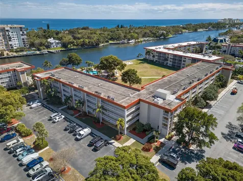 3150 NE 48th Court Lighthouse Point FL 33064