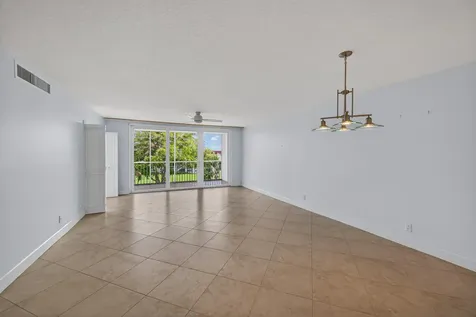3150 NE 48th Court Lighthouse Point FL 33064