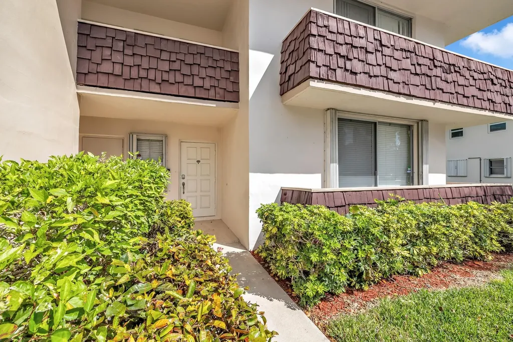 3001 S Palm Aire Drive Pompano Beach FL 33069