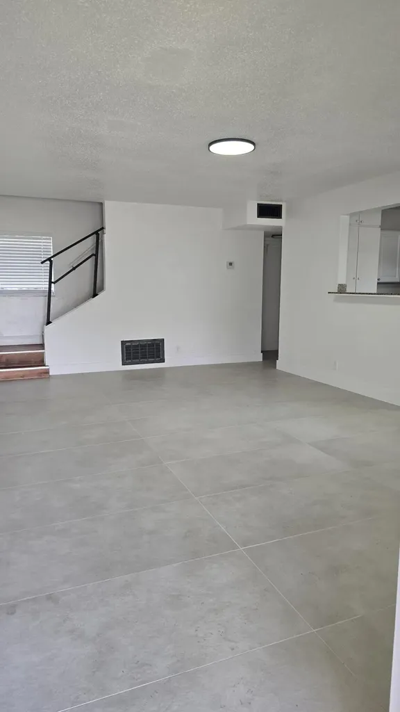 20 NW 7th Avenue Pompano Beach FL 33060