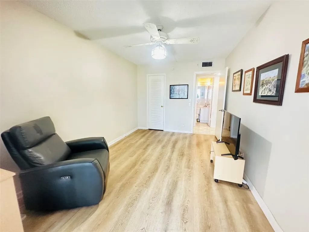 2045 Newport N Deerfield Beach FL 33442