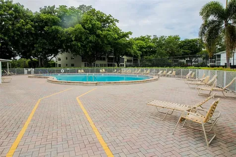 2045 Newport N Deerfield Beach FL 33442