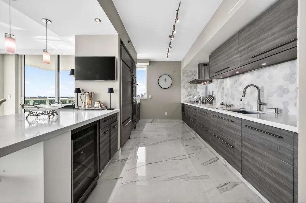101 S Fort Lauderdale Beach Boulevard Fort Lauderdale FL 33316