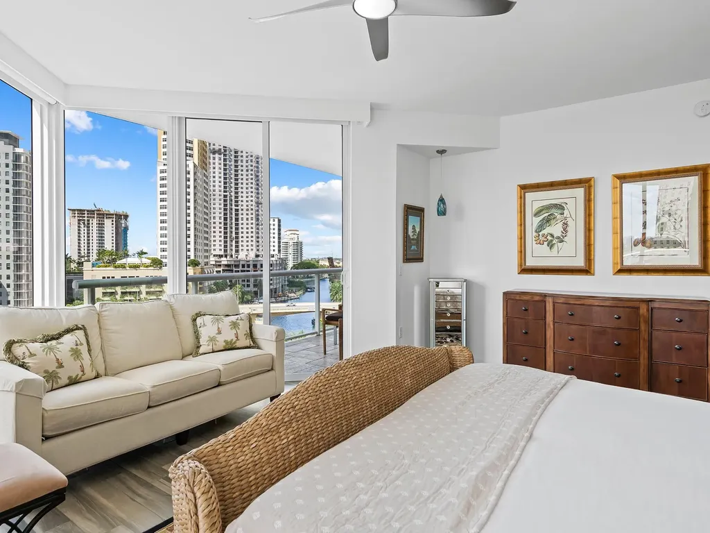 333 Las Olas Way Fort Lauderdale FL 33301