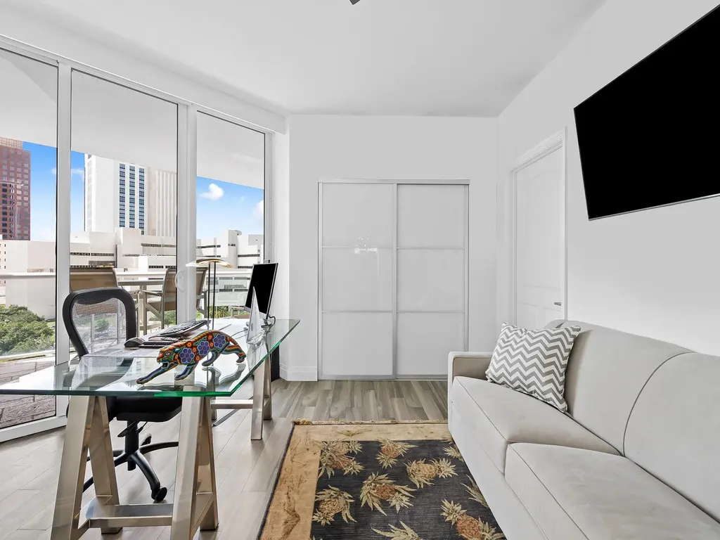 333 Las Olas Way Fort Lauderdale FL 33301