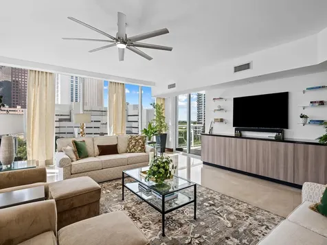 333 Las Olas Way Fort Lauderdale FL 33301
