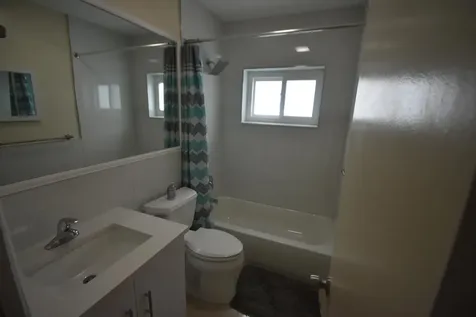 4250 NW 49th Terrace Lauderdale Lakes FL 33319