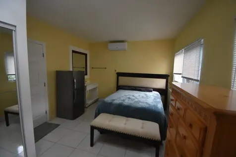 4250 NW 49th Terrace Lauderdale Lakes FL 33319