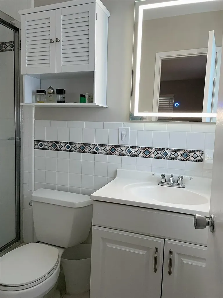 1643 NE 55th Street Fort Lauderdale FL 33334