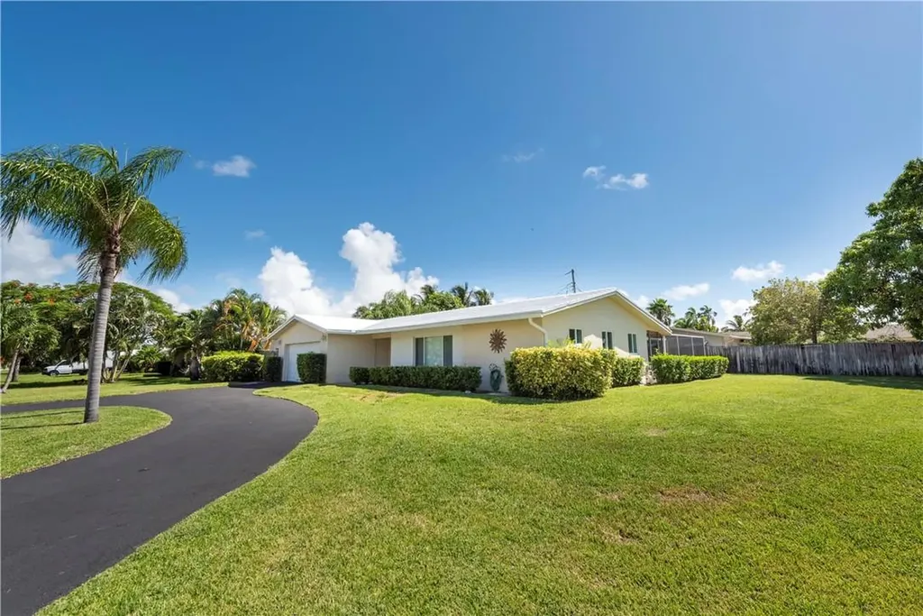 5200 NE 15th Avenue Fort Lauderdale FL 33334