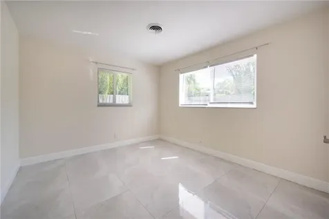 5200 NE 15th Avenue Fort Lauderdale FL 33334