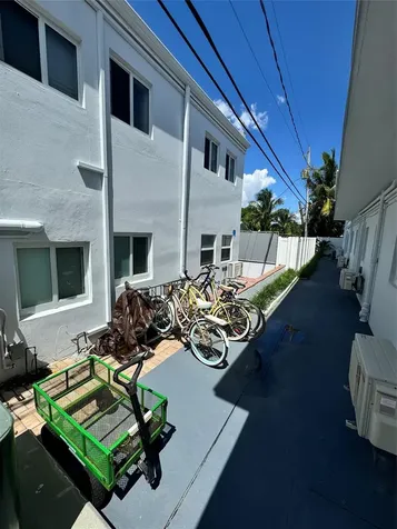 4228 N Ocean Drive Lauderdale By The Sea FL 33308