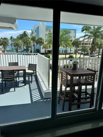4228 N Ocean Drive Lauderdale By The Sea FL 33308