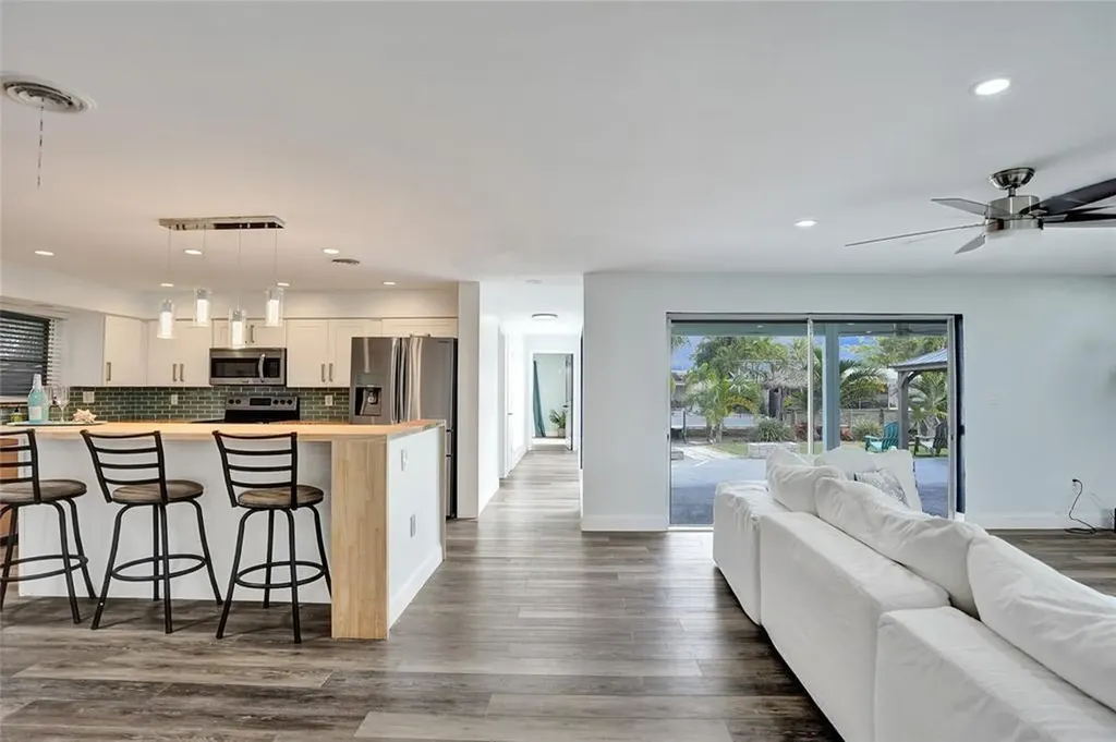 1710 SW 6th Avenue Pompano Beach FL 33060